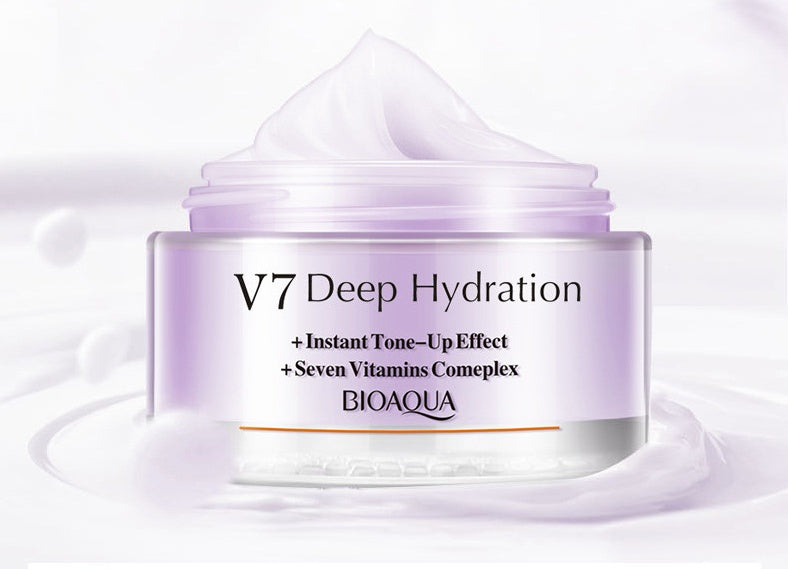 BIOAQUA V7 Crystal Clear Crema facial hidratante y blanqueadora 50 g