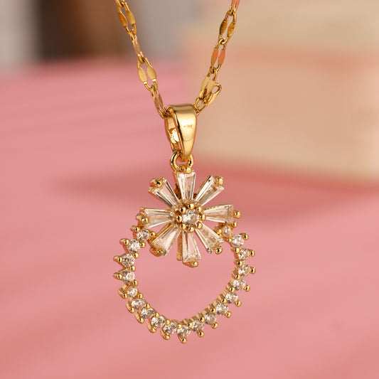 Gold Necklace, Zircon Flower Pendant, Internet Red Instagram Geometric Small Flower Temperament Necklace