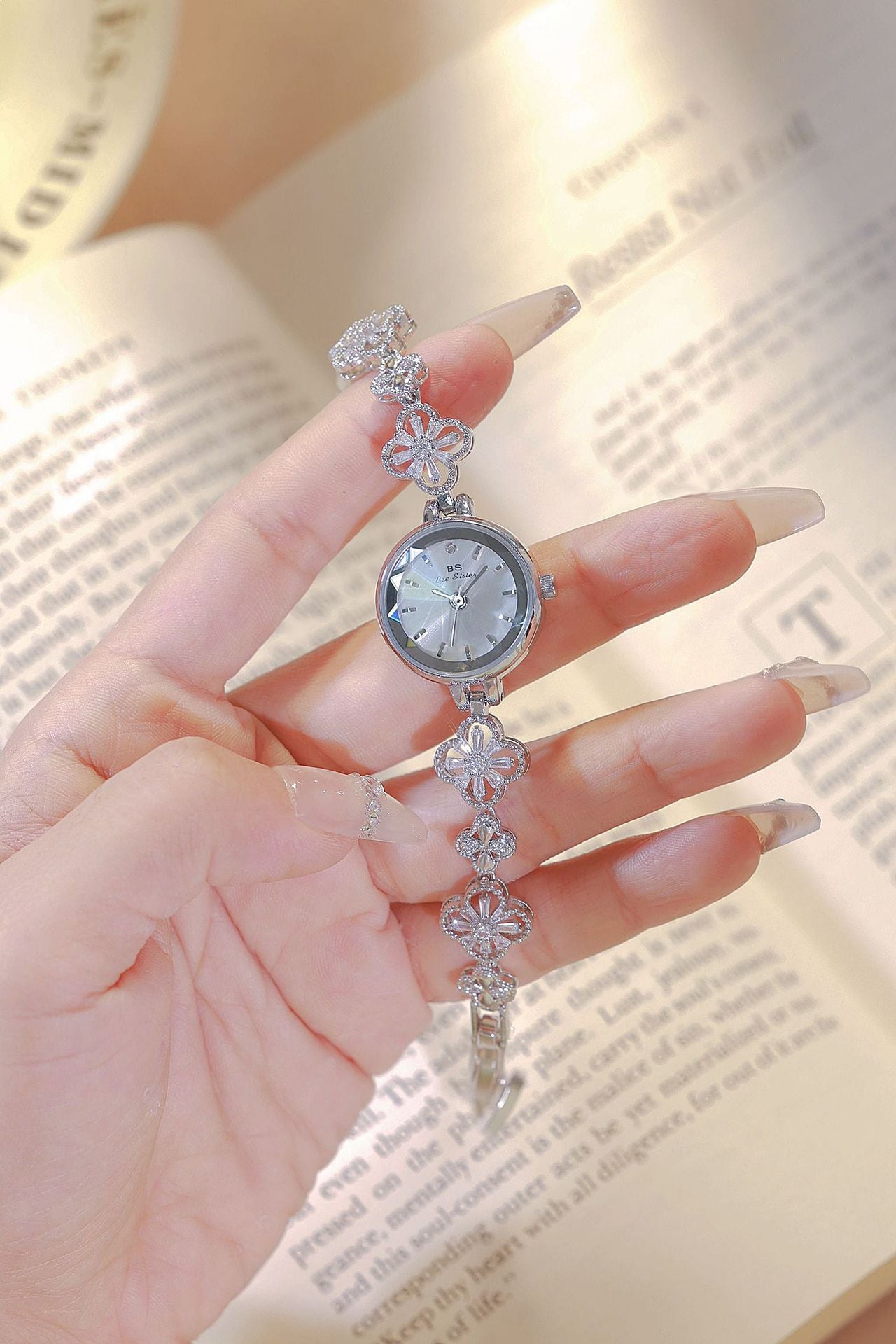 Reloj de mujer Zircon