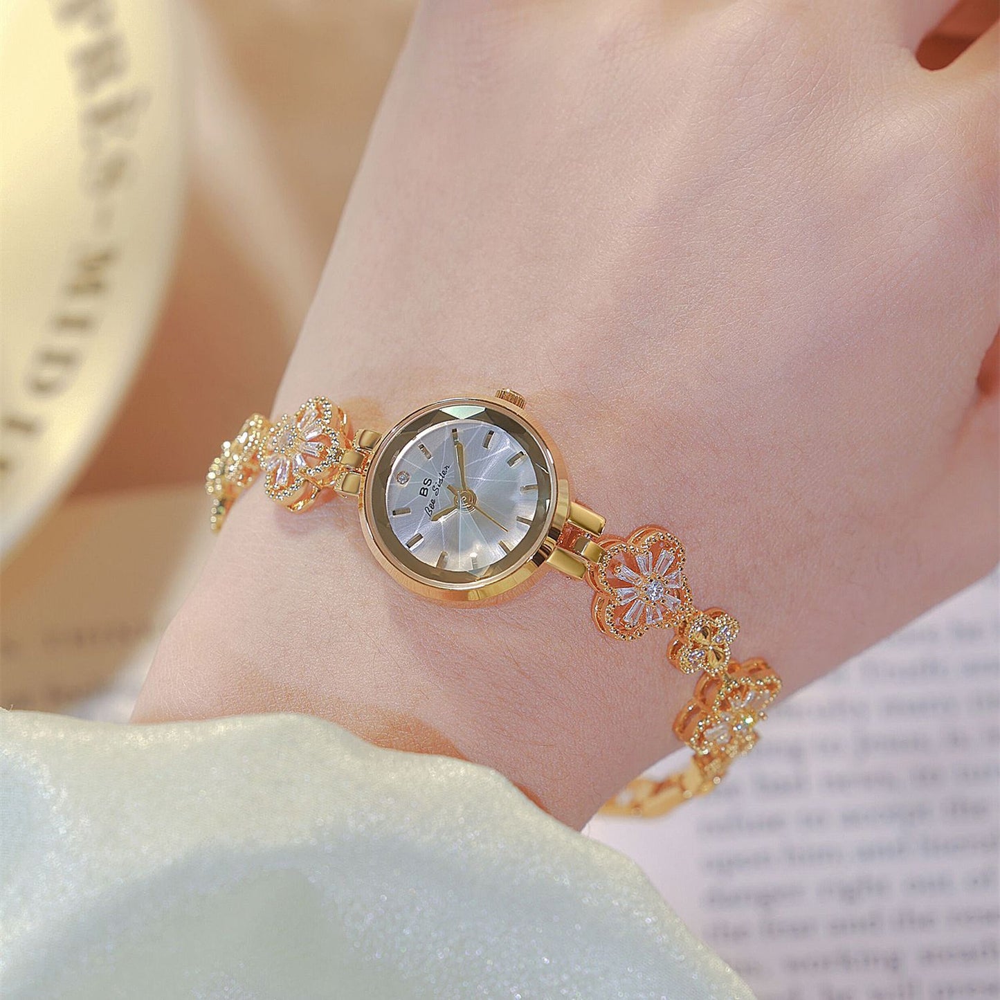 Reloj de mujer Zircon