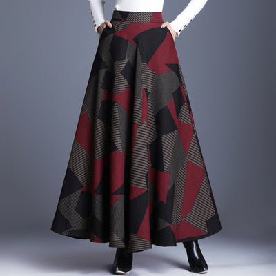 Mid-length woolen skirt