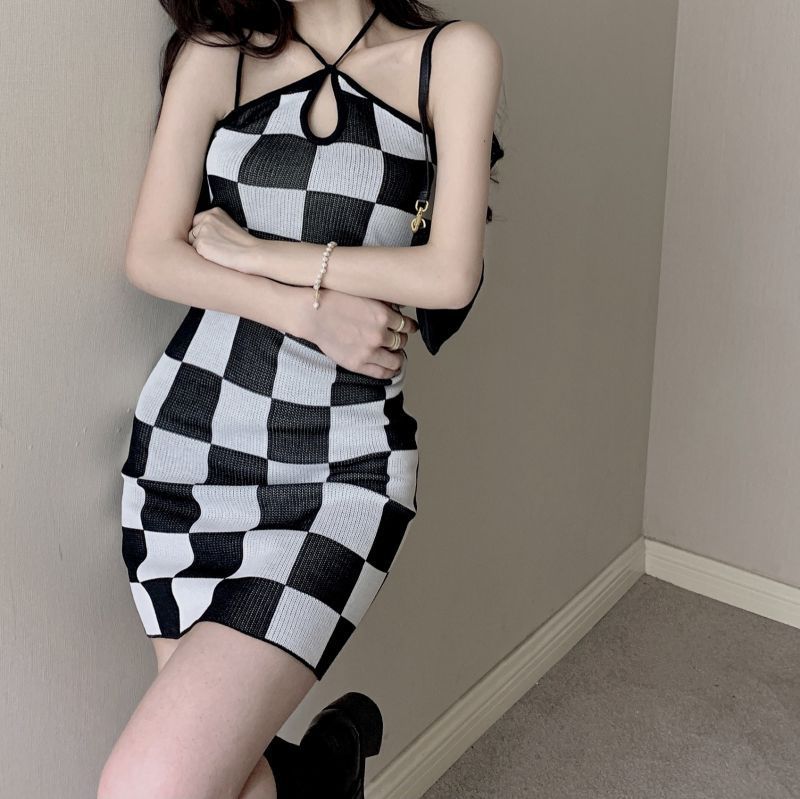 Hot Girl Suspender Dress Three-color Plaid Water Drop Collar Skirt Women