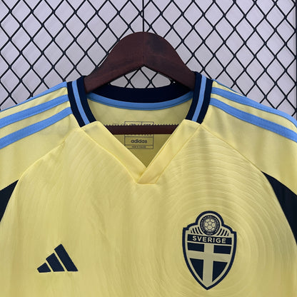 2024/25  Sweden Home Soccer Jersey (Gyökeres Jersey)