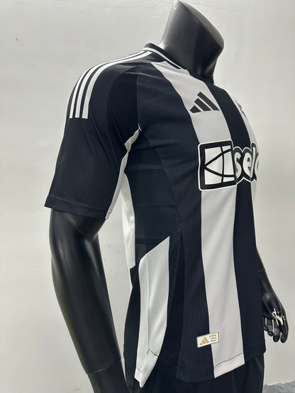 2024-25  Newcastle Home Player Version Soccer Jersey