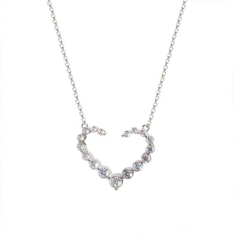 Simple Hollow Heart Necklace Special-interest Design