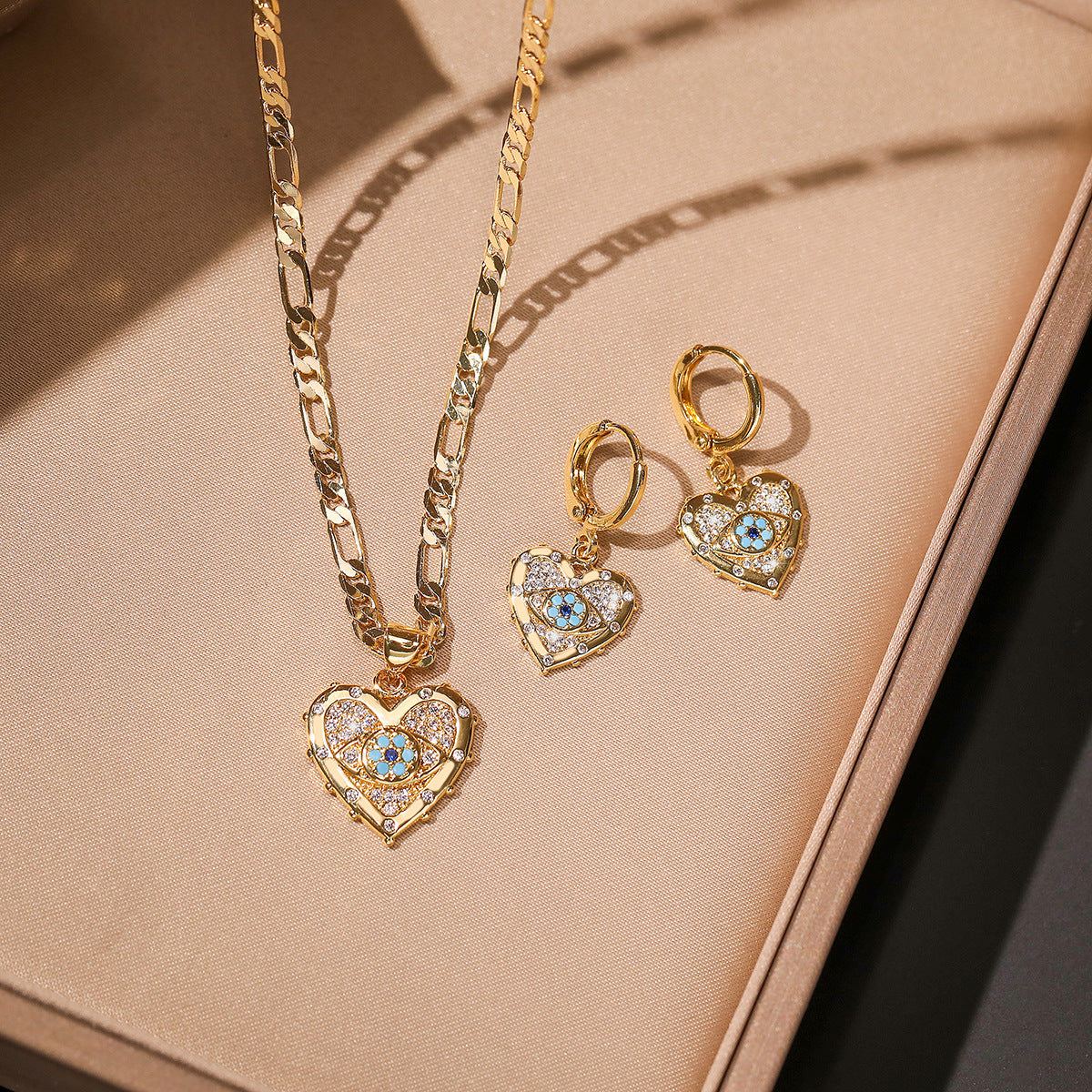 Fashion Jewelry Real Gold-Plated Heart-Shaped Zircon Necklace and Earring Set