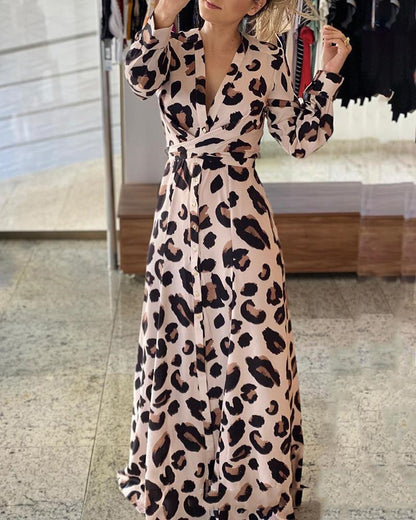 Leopar Desenli Uzun Kol Elbise - Nuevo vestido de manga larga con estampado de leopardo