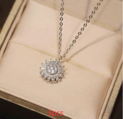 Diamond-Studded Rotating Daisy Necklace