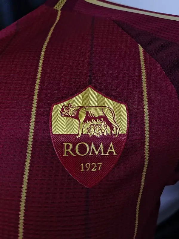 Camiseta de fútbol de la Roma local versión jugador 2024-25